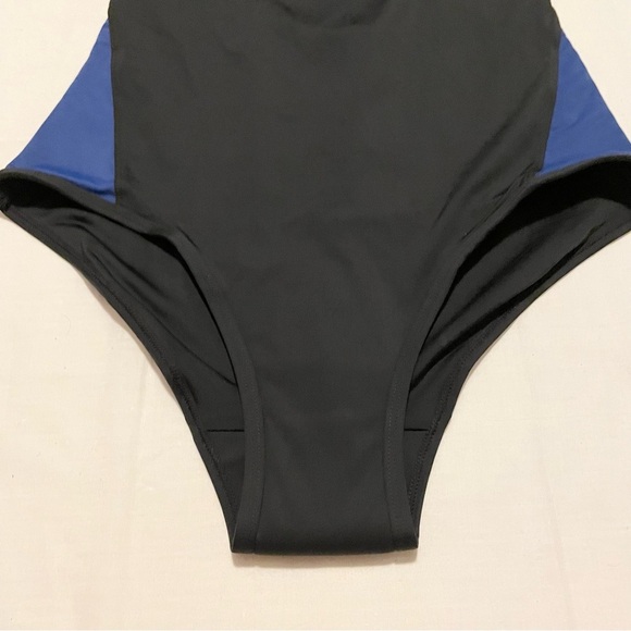 KNIX Kt Teen Period Swim Sport One-Piece Swimwear Size Medium - Picture 9 of 16